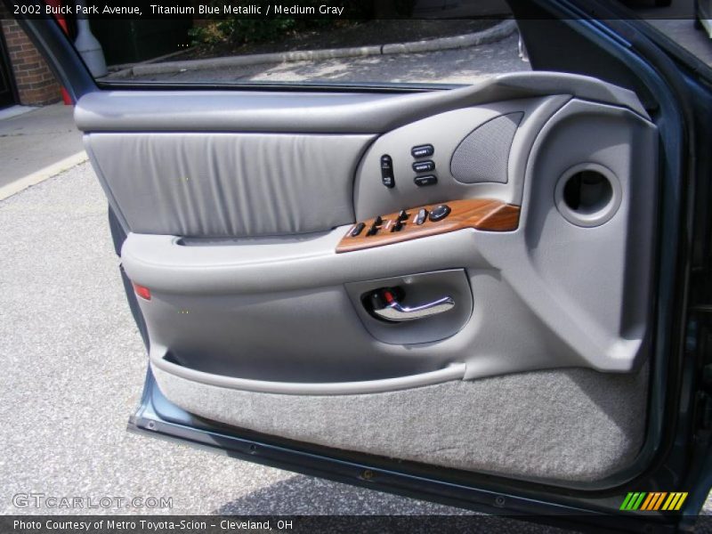 Titanium Blue Metallic / Medium Gray 2002 Buick Park Avenue