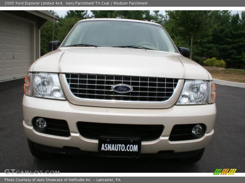 Ivory Parchment Tri Coat / Medium Parchment 2005 Ford Explorer Limited 4x4