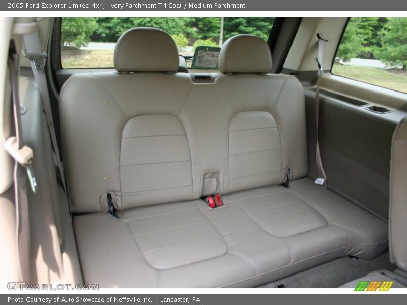 Ivory Parchment Tri Coat / Medium Parchment 2005 Ford Explorer Limited 4x4