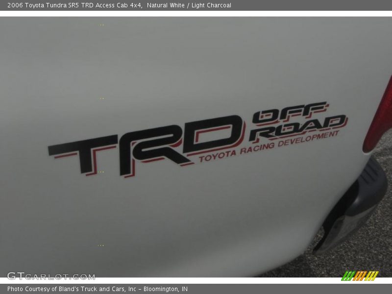 Natural White / Light Charcoal 2006 Toyota Tundra SR5 TRD Access Cab 4x4