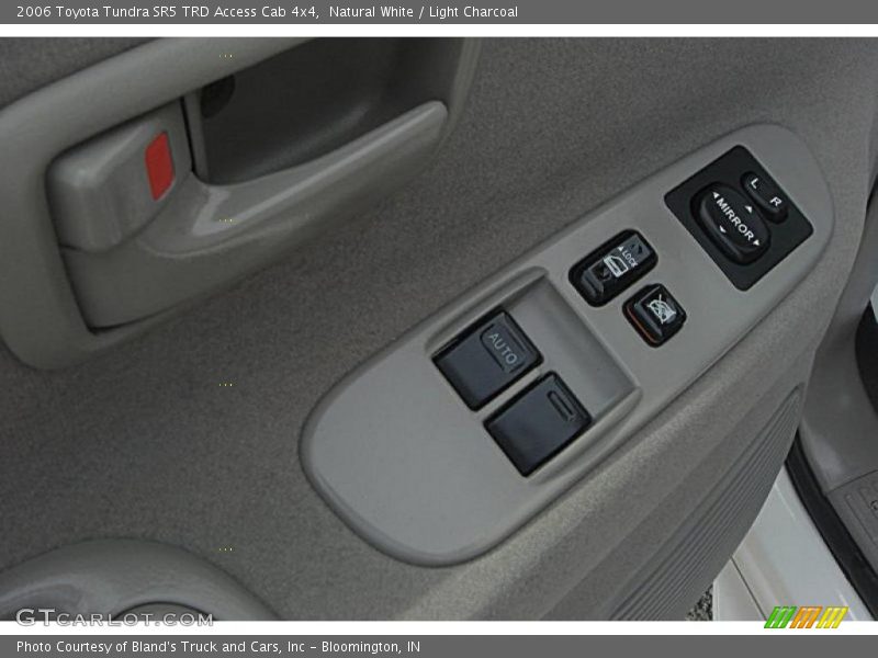 Natural White / Light Charcoal 2006 Toyota Tundra SR5 TRD Access Cab 4x4