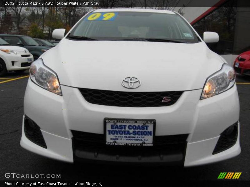 Super White / Ash Gray 2009 Toyota Matrix S AWD
