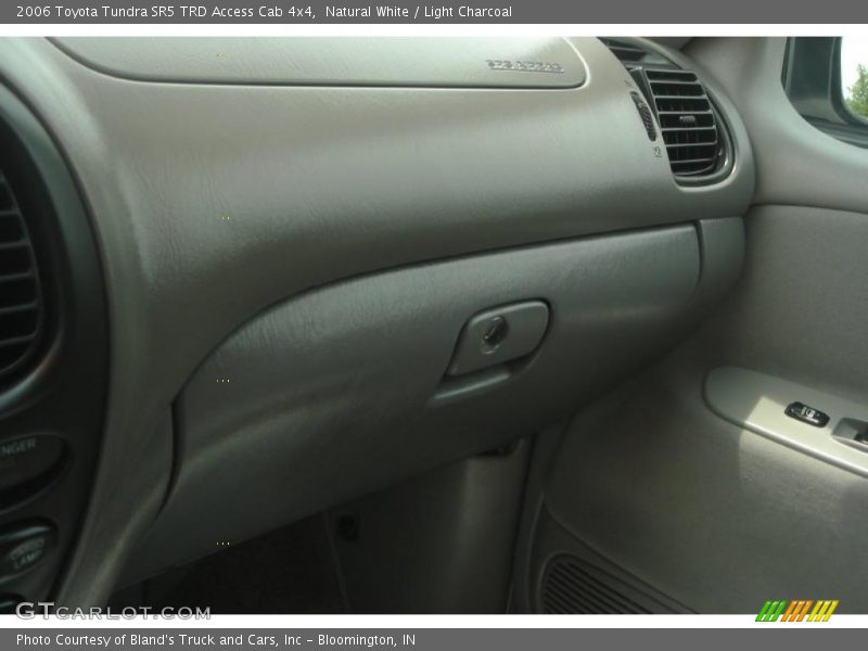 Natural White / Light Charcoal 2006 Toyota Tundra SR5 TRD Access Cab 4x4