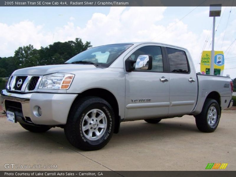 Radiant Silver / Graphite/Titanium 2005 Nissan Titan SE Crew Cab 4x4