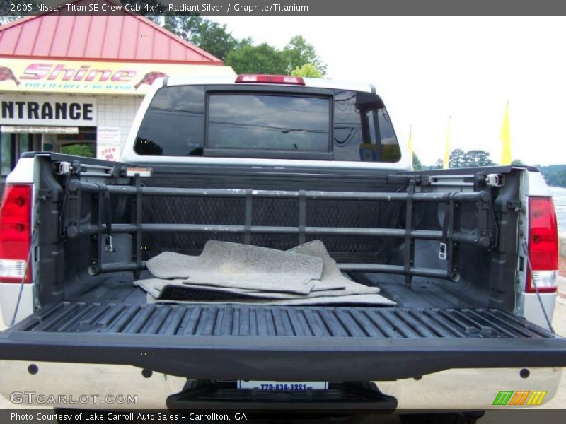 Radiant Silver / Graphite/Titanium 2005 Nissan Titan SE Crew Cab 4x4