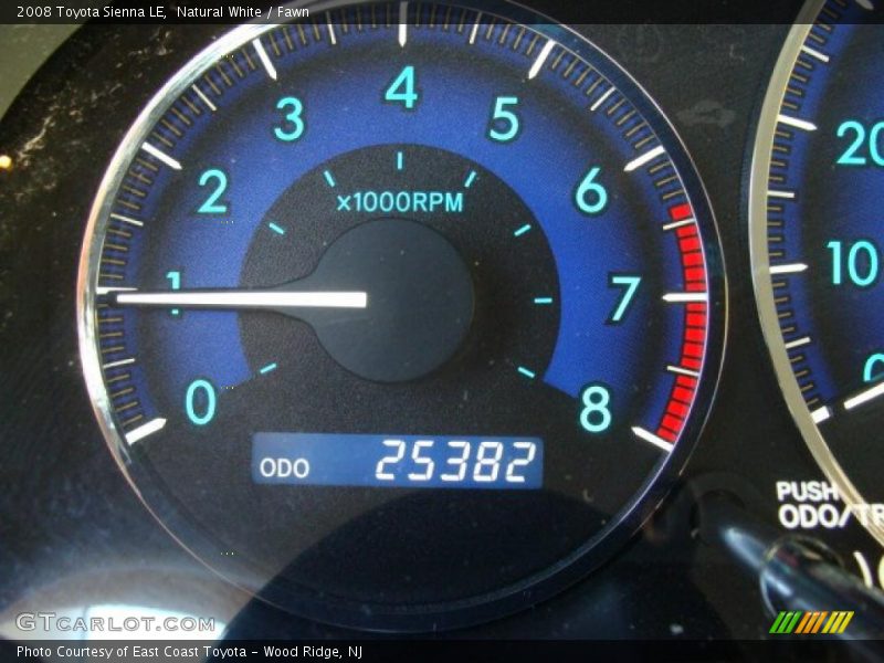 Natural White / Fawn 2008 Toyota Sienna LE