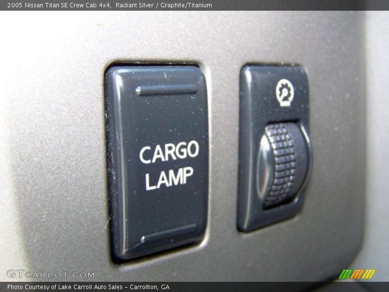 Radiant Silver / Graphite/Titanium 2005 Nissan Titan SE Crew Cab 4x4