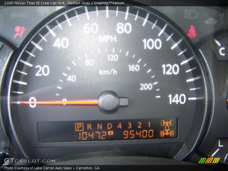 Radiant Silver / Graphite/Titanium 2005 Nissan Titan SE Crew Cab 4x4