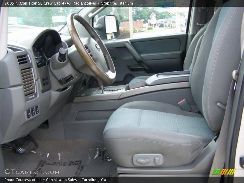 Radiant Silver / Graphite/Titanium 2005 Nissan Titan SE Crew Cab 4x4