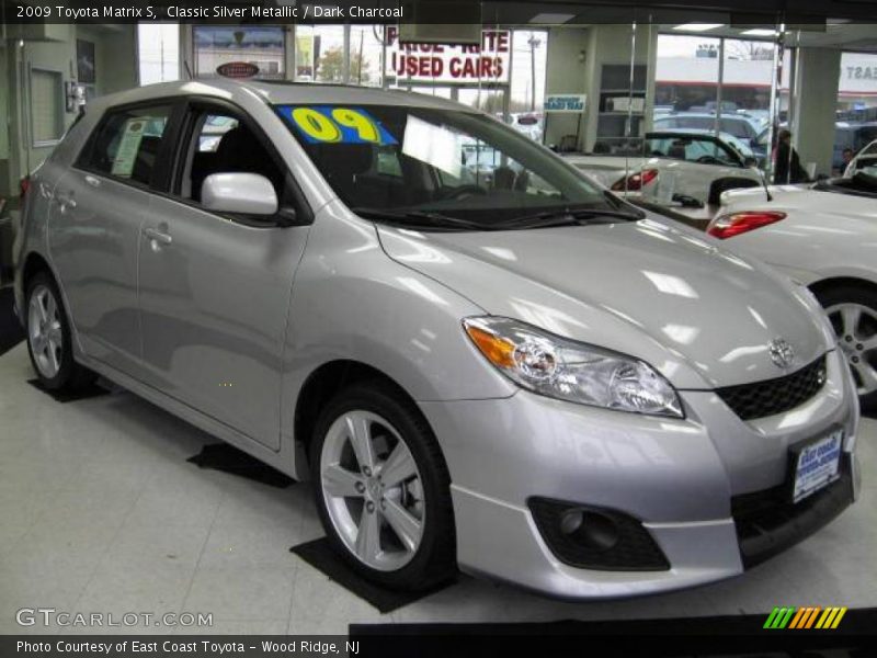 Classic Silver Metallic / Dark Charcoal 2009 Toyota Matrix S