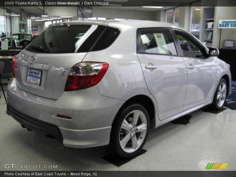 Classic Silver Metallic / Dark Charcoal 2009 Toyota Matrix S