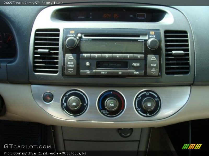 Beige / Taupe 2005 Toyota Camry SE