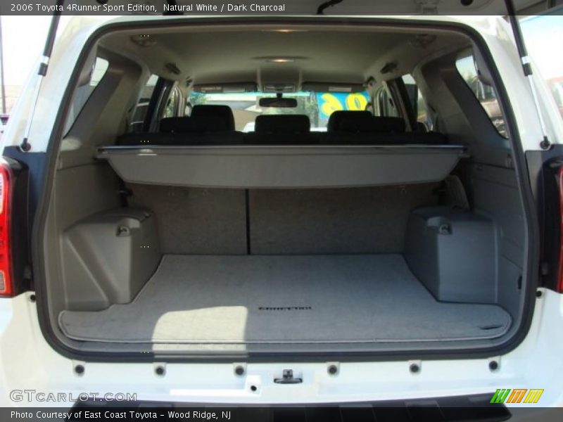 Natural White / Dark Charcoal 2006 Toyota 4Runner Sport Edition