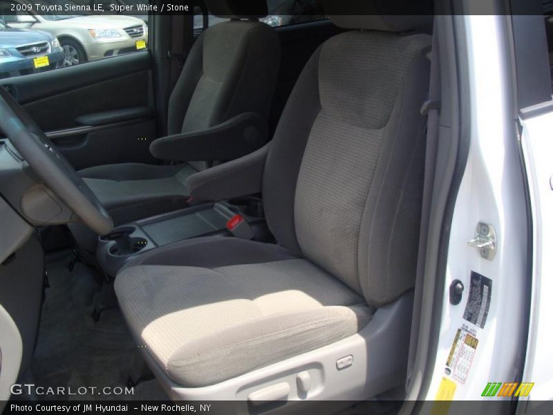 Super White / Stone 2009 Toyota Sienna LE