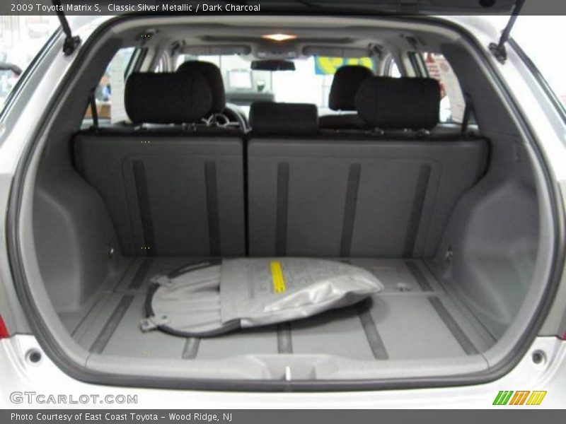 Classic Silver Metallic / Dark Charcoal 2009 Toyota Matrix S