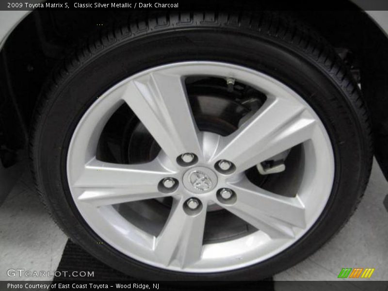 Classic Silver Metallic / Dark Charcoal 2009 Toyota Matrix S