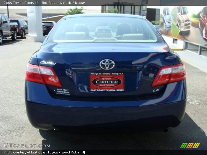 Blue Ribbon Metallic / Bisque 2009 Toyota Camry LE