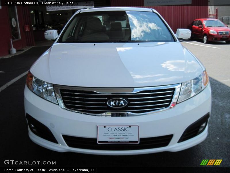 Clear White / Beige 2010 Kia Optima EX