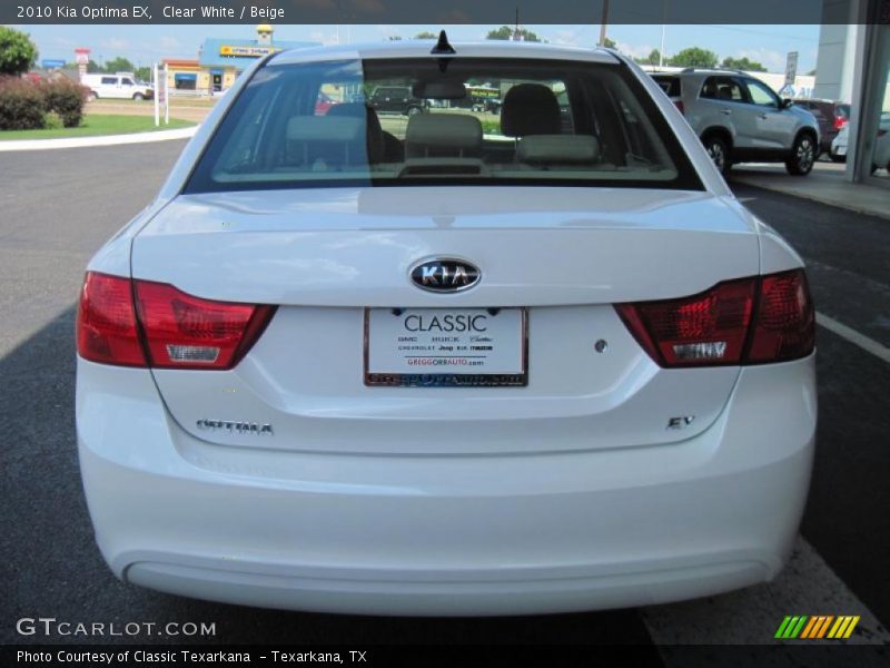 Clear White / Beige 2010 Kia Optima EX