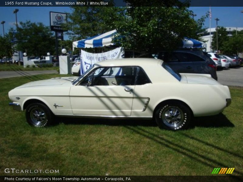 Wimbledon White / White/Blue 1965 Ford Mustang Coupe