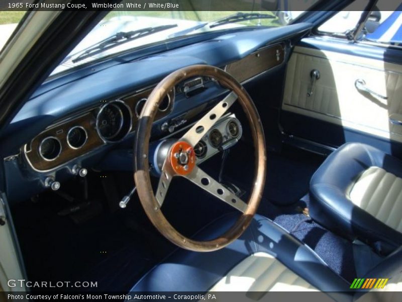 Wimbledon White / White/Blue 1965 Ford Mustang Coupe