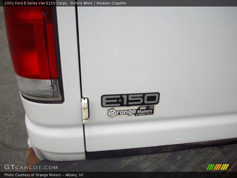 Oxford White / Medium Graphite 2001 Ford E Series Van E150 Cargo