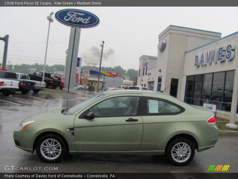 Kiwi Green / Medium Stone 2008 Ford Focus SE Coupe