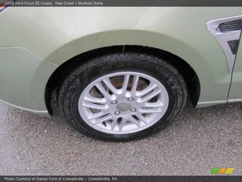 Kiwi Green / Medium Stone 2008 Ford Focus SE Coupe