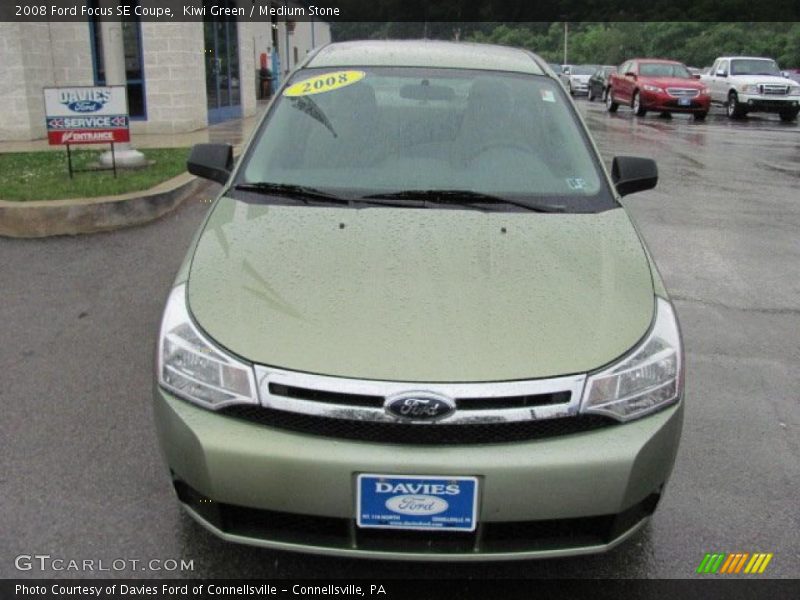 Kiwi Green / Medium Stone 2008 Ford Focus SE Coupe