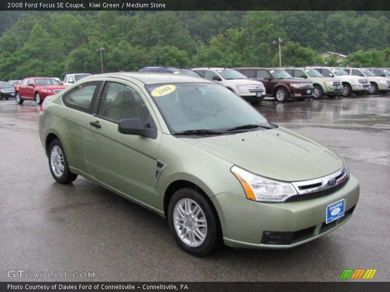 Kiwi Green / Medium Stone 2008 Ford Focus SE Coupe