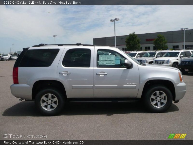 Pure Silver Metallic / Ebony 2010 GMC Yukon SLE 4x4