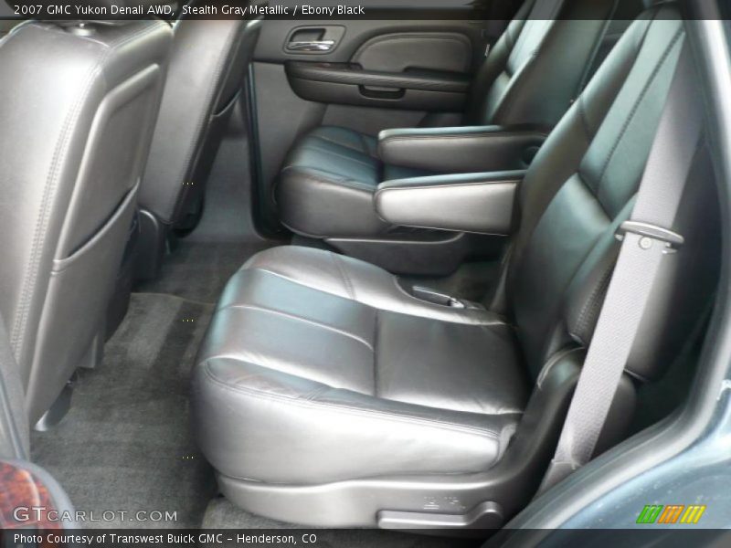 Stealth Gray Metallic / Ebony Black 2007 GMC Yukon Denali AWD