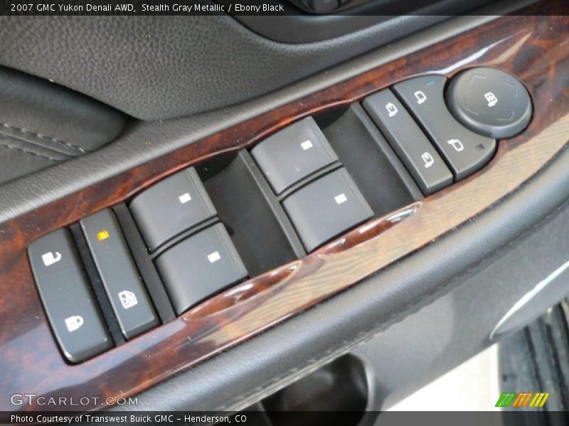 Stealth Gray Metallic / Ebony Black 2007 GMC Yukon Denali AWD