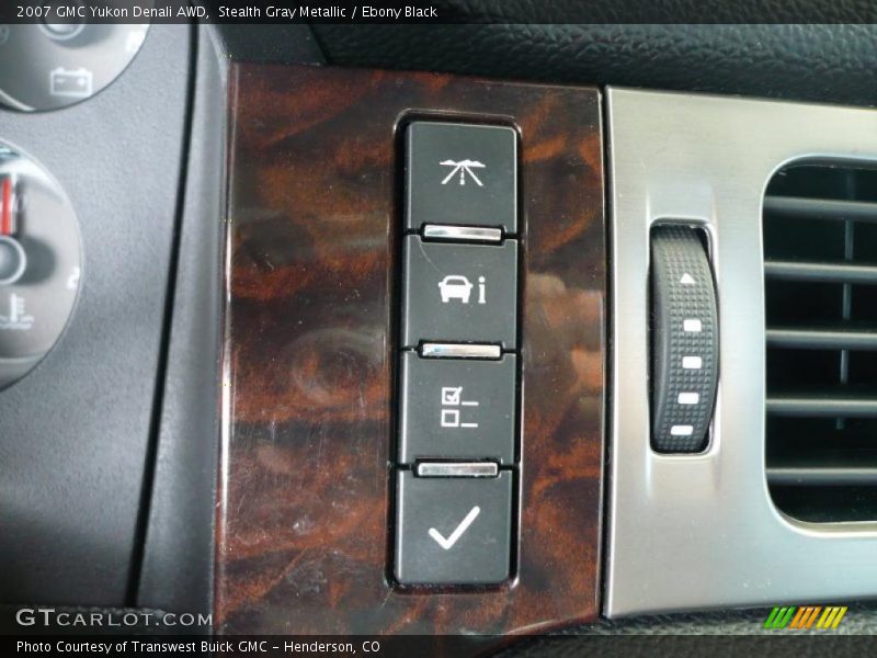 Stealth Gray Metallic / Ebony Black 2007 GMC Yukon Denali AWD