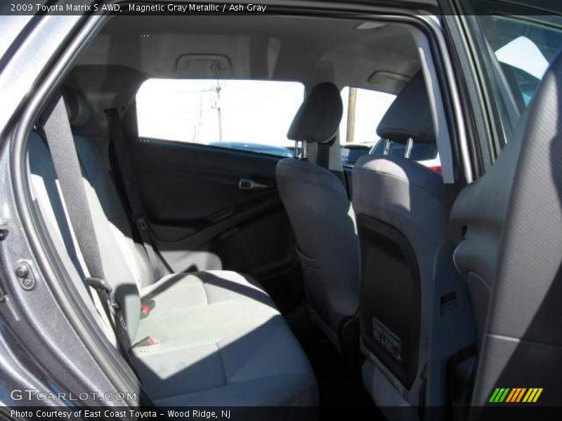Magnetic Gray Metallic / Ash Gray 2009 Toyota Matrix S AWD