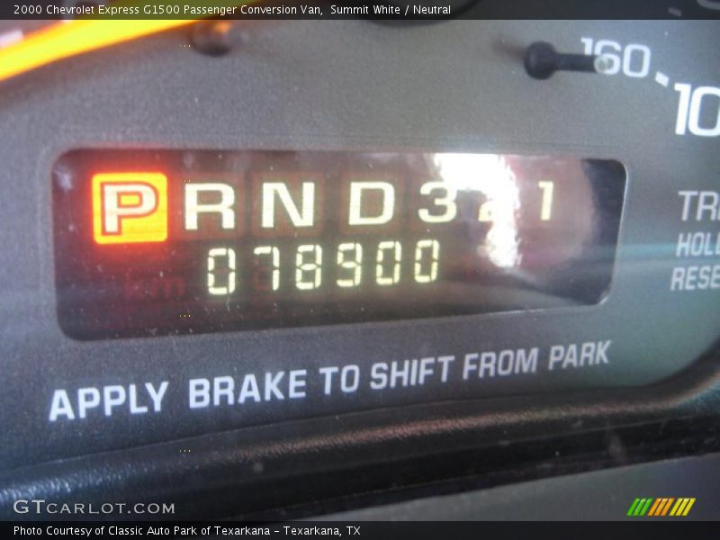 Summit White / Neutral 2000 Chevrolet Express G1500 Passenger Conversion Van