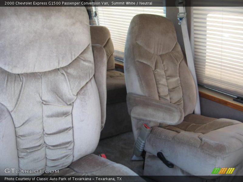 Summit White / Neutral 2000 Chevrolet Express G1500 Passenger Conversion Van