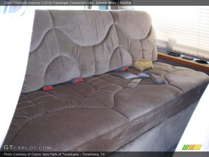 Summit White / Neutral 2000 Chevrolet Express G1500 Passenger Conversion Van