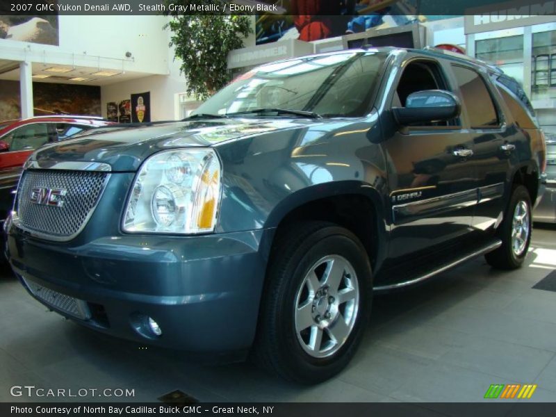 Stealth Gray Metallic / Ebony Black 2007 GMC Yukon Denali AWD