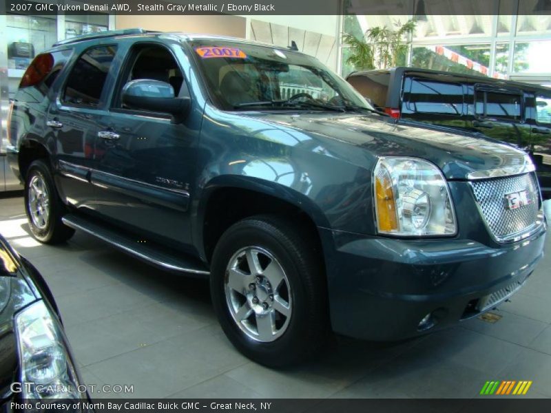 Stealth Gray Metallic / Ebony Black 2007 GMC Yukon Denali AWD