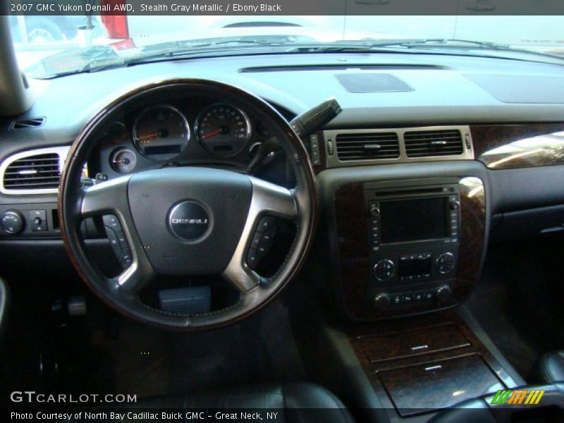 Stealth Gray Metallic / Ebony Black 2007 GMC Yukon Denali AWD