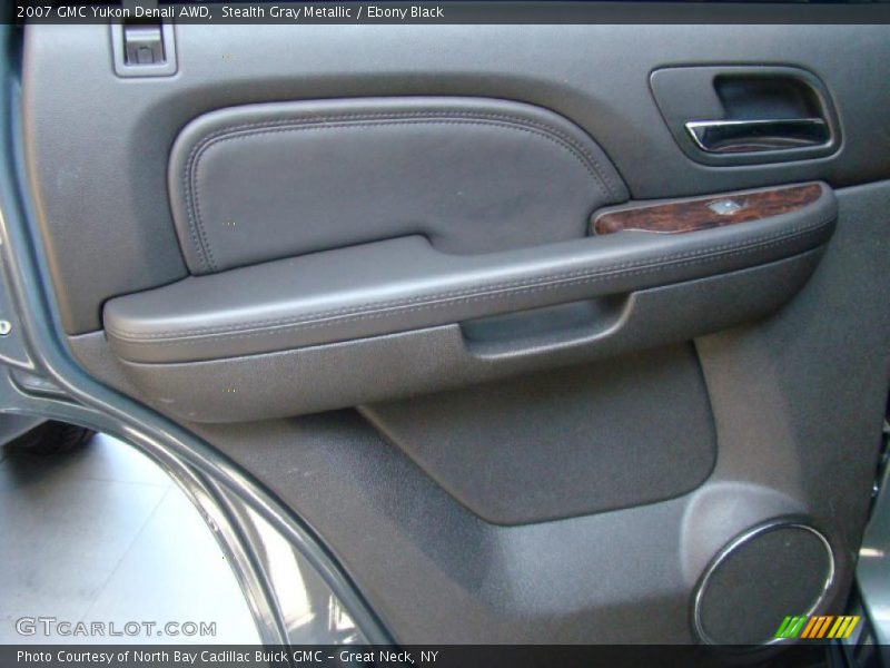 Stealth Gray Metallic / Ebony Black 2007 GMC Yukon Denali AWD