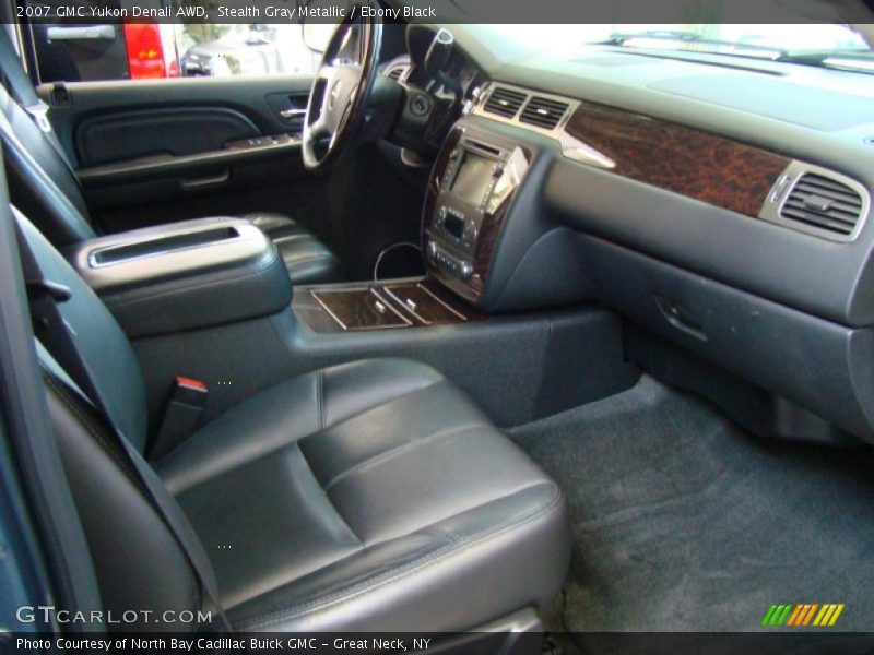 Stealth Gray Metallic / Ebony Black 2007 GMC Yukon Denali AWD