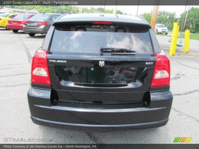 Black / Pastel Slate Gray 2007 Dodge Caliber SXT