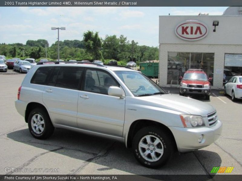 Millennium Silver Metallic / Charcoal 2001 Toyota Highlander Limited 4WD