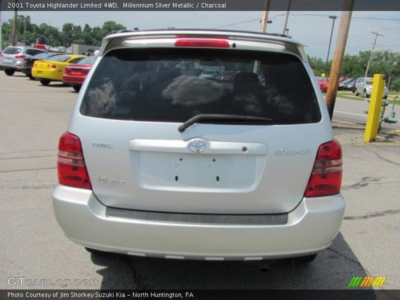 Millennium Silver Metallic / Charcoal 2001 Toyota Highlander Limited 4WD
