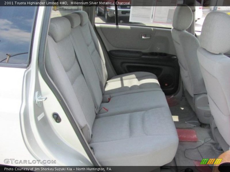Millennium Silver Metallic / Charcoal 2001 Toyota Highlander Limited 4WD