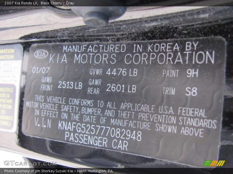 Black Cherry / Gray 2007 Kia Rondo LX
