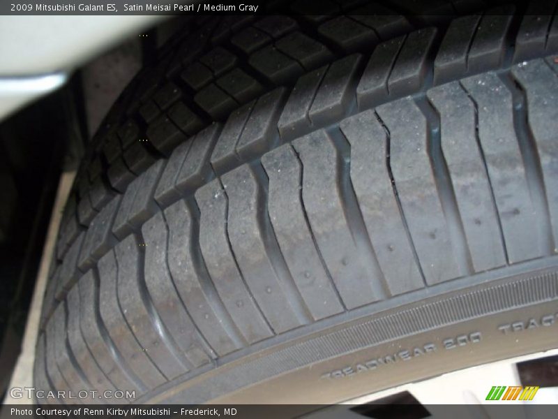 Satin Meisai Pearl / Medium Gray 2009 Mitsubishi Galant ES