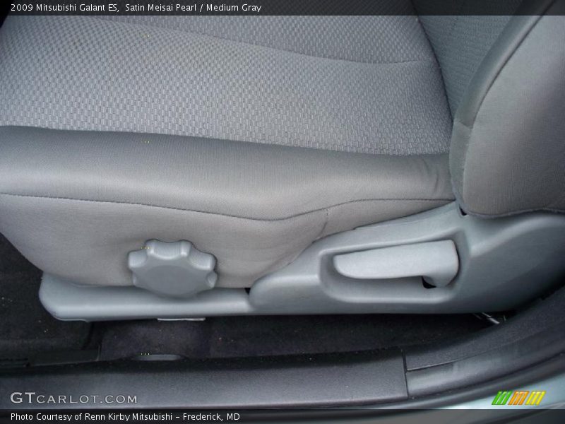 Satin Meisai Pearl / Medium Gray 2009 Mitsubishi Galant ES